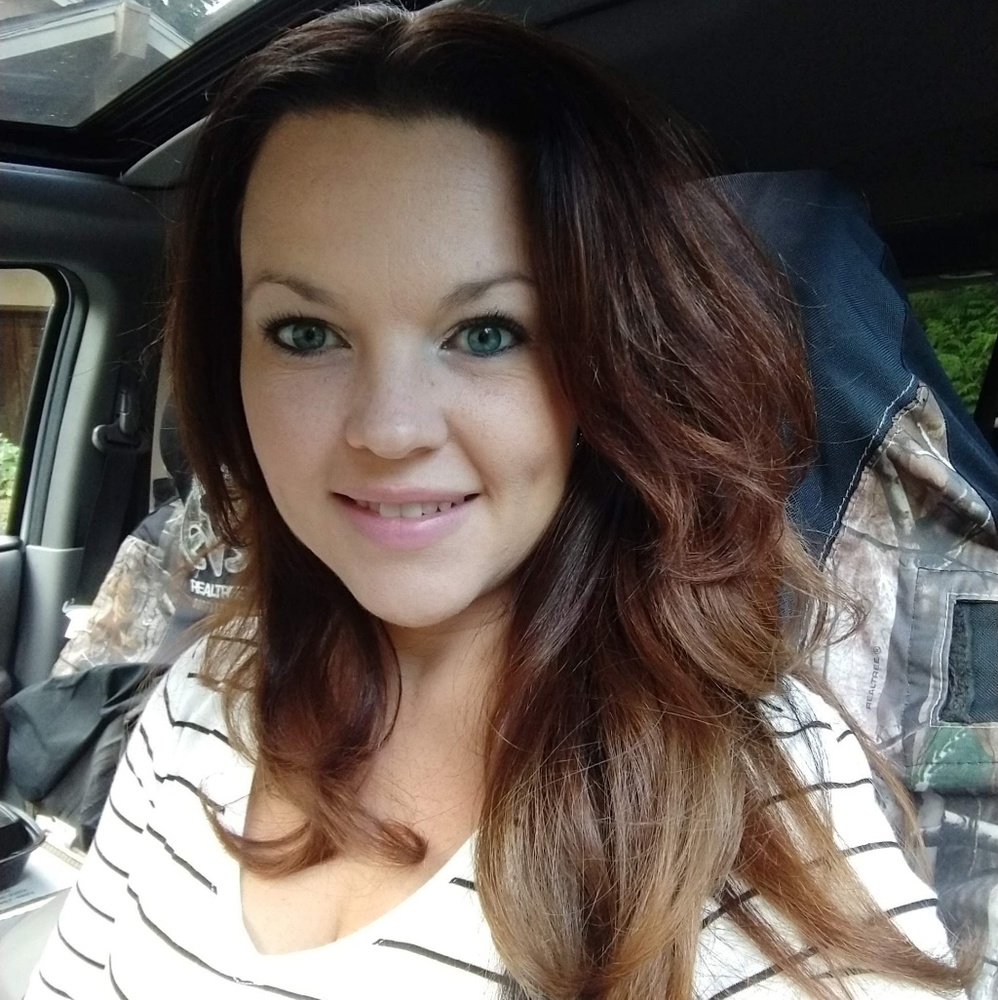 Meet your Posher, Janelle